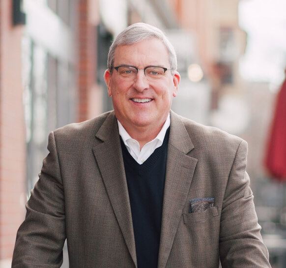 Wade O Troxell headshot