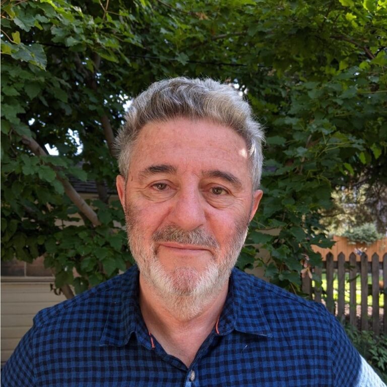 Dimitris Stevis headshot
